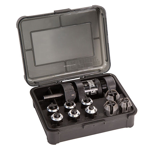 Il Frankford Arsenal Platinum Series Universal Precision Case Trimmer offre un sistema di collet regolabile per casi da .17 Remington a .460 Weatherby, compatibile con trapani da 1/2".