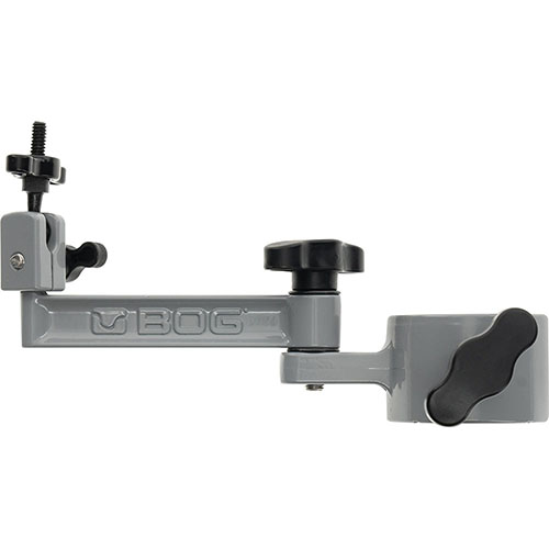 Il BOG Farmhand T-Post Camera Mount è ideale per grandi appezzamenti e aree senza alberi per fotocamere, con testa a sfera per angoli personalizzati.