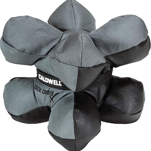 Il Caldwell Tack Driver X Bag è il sacco da tiro più versatile, ideale per PRS Matches, cacciagione e con costruzione durevole per una lunga vita.