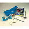 Il pacchetto accessori Dillon SL900 include un manuale, occhiali di sicurezza, caliper, bilancia Eliminator, copertura macchina e sensore di bassa polvere per una ricarica sicura e precisa.