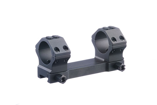 Montaggio sicuro e modulare, compatibile con fucili a otturatore e piattaforme AR-10, realizzato in alluminio di alta qualità e testato per prestazioni eccezionali.