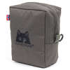 La ULFHEDNAR Molle Pocket è una tasca robusta in cordura resistente all'abrasione, con accesso spazioso tramite zip e sistema Molle per un facile trasporto.