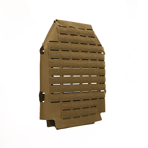 L'IcePlate Sleeve di QORE PERFORMANCE è leggero, modulare e compatibile con vari plate carrier, ottimizzando idratazione e termoregolazione.