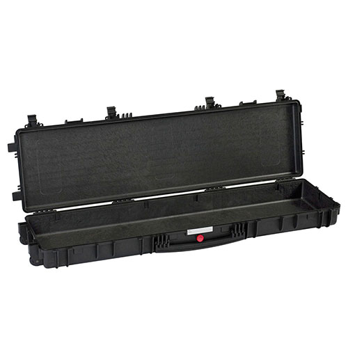La custodia EXPLORER CASES Red 13513 offre protezione indistruttibile, resistenza all'acqua, maniglie ergonomiche e opzioni di personalizzazione per il trasporto.