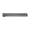 Il handguard SCHMEISSER Free Float KeyMod offre stabilità e precisione grazie all'alluminio di alta qualità, inserti in acciaio e design Slim-Line. Compatibile con accessori.
