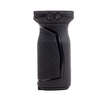 Il Breacher Vertical Grip Picatinny offre un design ergonomico, una superficie in gomma antiscivolo e un compartimento impermeabile per riporre gli accessori essenziali.