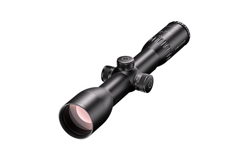 Il 2.5-10x50 Polar T96 offre un'ottica di alta precisione con reticolo D7, ideale per tiri a lungo raggio in condizioni di scarsa luminosità.