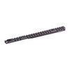 Aumenta le opzioni di mira per il tuo fucile Marlin con questo leggero rail in alluminio, compatibile con anelli Picatinny e Weaver, ideale per ottiche.