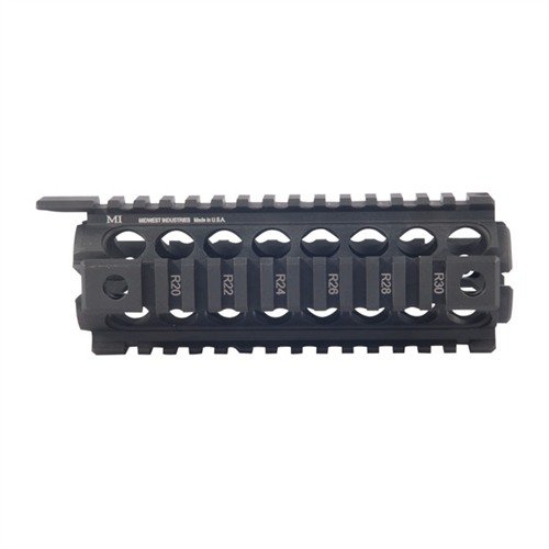 Il forend in due pezzi AR-15/M16 è facile da installare, offre 15 slot per accessori e permette una rapida rimozione per la manutenzione e l'installazione di lanciagranate.