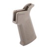 Il MOE SL Grip di Magpul offre un angolo di presa verticale ottimizzato, texture aggressiva per il controllo dell'arma e una forma slim per una presa confortevole.