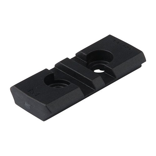 L'RVG M-LOK Adapter Rail di Magpul è un'ottima soluzione in polimero per montare il Magpul RVG su hand guard e forends M-LOK, con 2 slot e lunghezza di 1.9".
