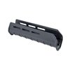 Il MOE M-LOK Forend per Mossberg 590/590A1 offre modularità, compatibilità con accessori M-LOK e miglioramenti nelle manovre grazie a supporti anteriori e posteriori.