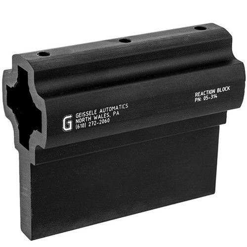 Il Geissele Reaction Block offre una piattaforma ultra-stabile per assemblare i lower receiver, consentendo rotazioni rapide e mani libere per un lavoro efficiente.