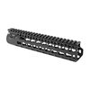 Il handguard BCM KMR Alpha di Bravo Company offre precisione migliorata grazie al design free-float e numerosi slot KeyMod™ per accessori modulari.