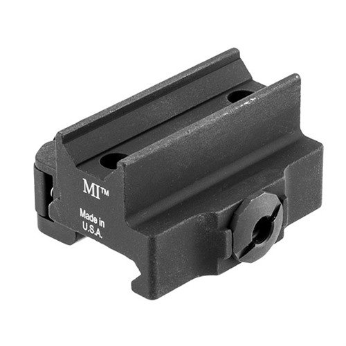 Il montaggio QD per Mini ACOG di Midwest Industries offre una leva QD fluida, regolazione senza attrezzi e compatibilità con i modelli TA33 e TA44.