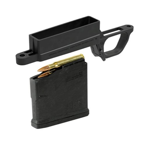 Il Magpul Bolt Action Magazine Well 700L Standard si installa facilmente senza modifiche, è realizzato in polimero rinforzato e include un caricatore PMAG 5 AC L per .30-06.
