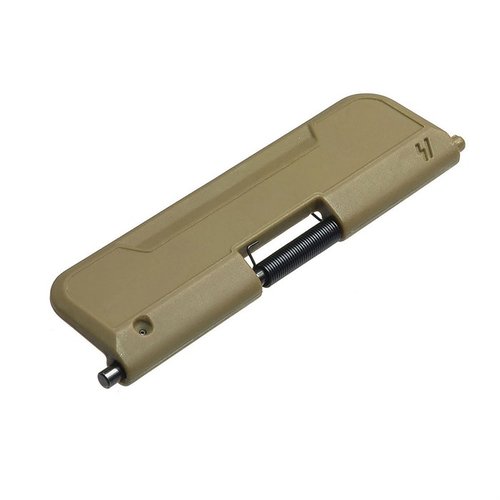 Il Strike Industries Ultimate Dust Cover si attacca e stacca in 5-10 secondi, è realizzato in polimero ad alta densità ed è regolabile per una maggiore funzionalità.