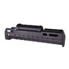 Il Zhukov-U Hand Guard offre una presa confortevole e ergonomica per fucili AK a canna corta, con installazione solida e compatibilità M-LOK per accessori.