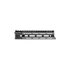 L'handguard MFR XS M-LOK di Daniel Defense offre leggerezza, ergonomia superiore e sette punti di attacco M-LOK, ideale per personalizzare il tuo AR-15.