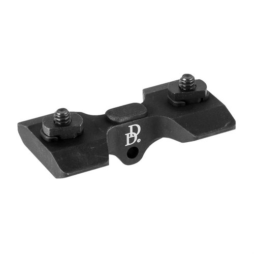 L'adattatore M-LOK di Daniel Defense è realizzato in alluminio 6061-T6, leggero e resistente, per un montaggio sicuro dei bipod con sling swivel stud.