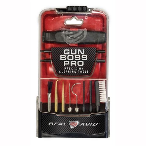 Gli strumenti di pulizia Real Avid Gun Boss Pro offrono aste in acciaio rivestito, spazzole in nylon, raschietti per carbonio e una custodia con design a kickstand.