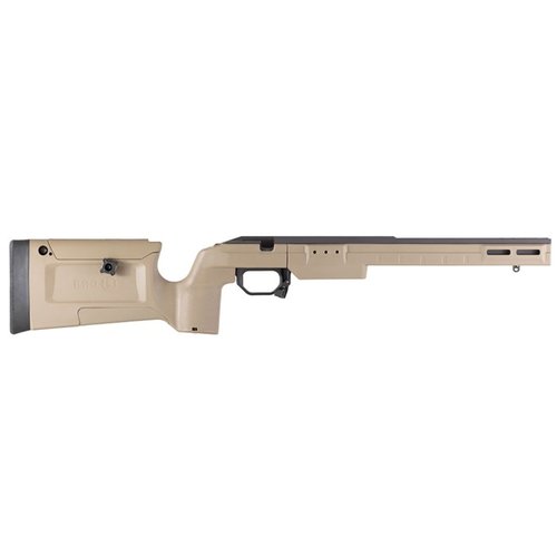 Il Bravo Chassis per Remington 700 offre rigidità in alluminio, compatibilità M-LOK, riser regolabile e supporto per bipod, tutto in un design leggero e resistente.