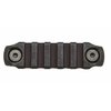 Le sezioni di rail Picatinny BCM M-LOK® permettono di montare accessori compatibili, disponibili in nylon leggero o alluminio per installazioni ad alta resistenza.