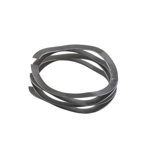 La molla di saldatura Luth-AR .223/5.56 è un ricambio di fabbrica progettato per adattarsi perfettamente ai fucili AR-15, garantendo prestazioni affidabili.