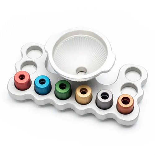 Il MASTER FUNNEL KIT di AREA 419 offre teste intercambiabili specifiche per calibro, costruzione in alluminio, design simmetrico e massima velocità di flusso.