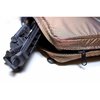 Il TopStop AR copre completamente il ricevitore superiore AR15/M4, prevenendo contaminazioni e mantenendo il bolt carrier group al sicuro durante il trasporto.