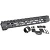 Le SLH Slim Line Handguards di Midwest Industries offrono tre lati M-LOK, un rail Picatinny MIL-STD 1913 e un design ultra-slim per un'ottima maneggevolezza.