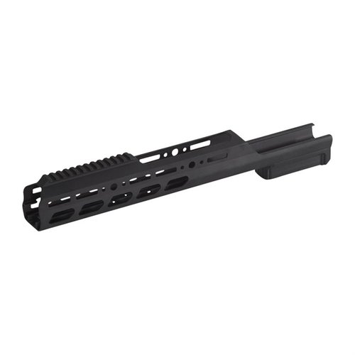 Il Chassis Enclosed Forend di KRG offre un design elegante e leggero, con attacchi multipli, supporto per Night Vision e una posizione naturale per il mirino.