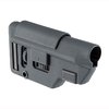 Il B5 Systems Collapsible Precision Stock offre una regolazione facile, un punto di montaggio solido e compatibilità con M-LOK per un trasporto conveniente.