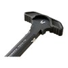 Il Strike Latchless Charging Handle offre costruzione in alluminio 7075, ventilazione gas laterale efficiente e un'interfaccia solida e confortevole per l'uso.