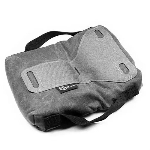 Il RAILCHANGER X D-BAG offre un supporto a basso profilo, realizzato in canvas cerato, per una piattaforma di tiro stabile e minimalista, facilmente regolabile.