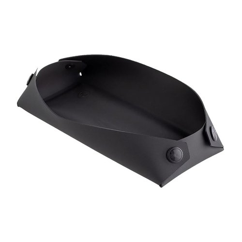 Il DAKA Magnetic Field Tray di Magpul offre una superficie magnetica per mantenere i piccoli pezzi organizzati, resistente e facile da riporre, ideale per armi e attrezzatura.