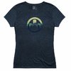 La T-shirt Magpul Women's Cascade Icon è realizzata in morbido cotone e poliestere, con etichetta interna senza cuciture, per un comfort duraturo e una vestibilità perfetta.