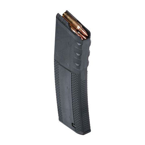 Il Troy BattleMag® è un caricatore in polimero di alta qualità, progettato per funzionare perfettamente con M4, M16/AR15 e altri fucili, offrendo grip eccellente e resistenza.