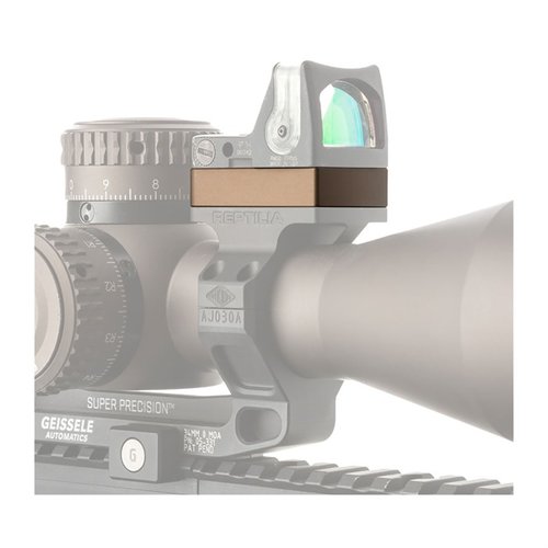 Il Reptilia ROF Riser consente di sollevare il red dot di 2.5mm o 10mm, garantendo maggiore spazio per torrette alte e obiettivi di grandi dimensioni.