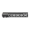 L'ATLAS R-ONE è un handguard M-LOK leggero e resistente, con sistema di attacco ATLAS, rail picatinny e compatibilità con upper receiver mil-spec AR-15.