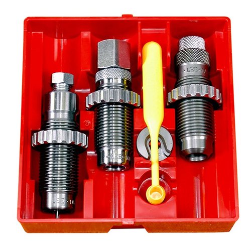 Il set di 3 die PACESETTER per .32/20 Winchester include un Full Length Sizing Die, un Bullet Seating Die e un Factory Crimp Die, perfetto per tutte le presse di ricarica 7/8"-14.