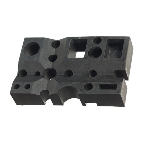 Il banco da lavoro Archangel® Gunsmith Block è uno strumento multifunzionale in polimero nero, ideale per riparazioni e manutenzioni di armi, con slot per smontaggio e allineamento.