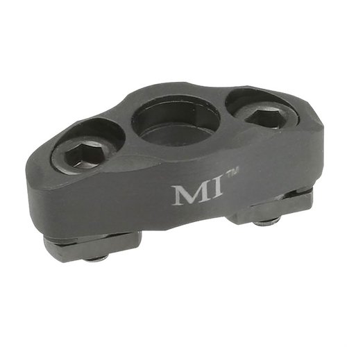 L'adattatore QD Sling M-LOK di Midwest Industries è realizzato in alluminio anodizzato, previene la rotazione e include hardware di fissaggio per una facile installazione.