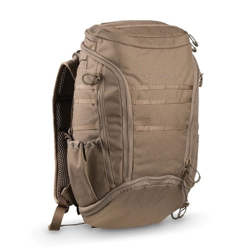 Lo zaino Eberlestock Little Trick Pack offre 1.140 pollici cubi di spazio, accesso rapido a armi nascoste e tasche interne per una perfetta organizzazione.