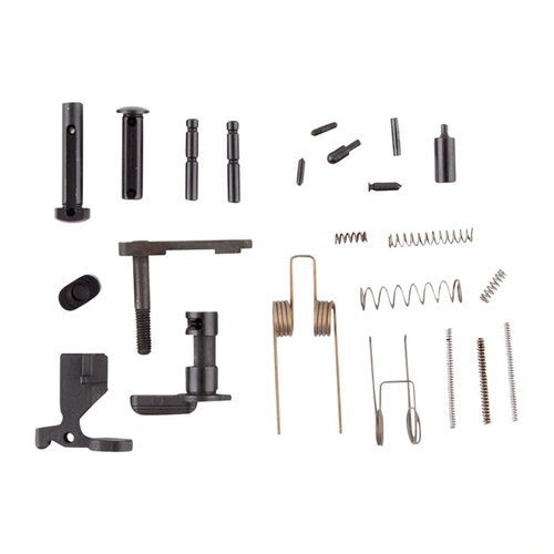 Il kit di parti inferiori AR-15 ZRO DELTA è rivestito in fosfato e include tutte le parti fondamentali per il LPK, esclusi il Trigger Guard, Grip e Fire Control Assemblies.
