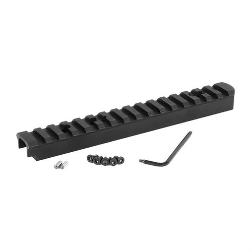 Il montaggio EGW TIKKA T3X TAC A1 offre flessibilità con slot Picatinny, resistenza con anodizzazione di tipo III e precisione per tiri a lungo raggio.