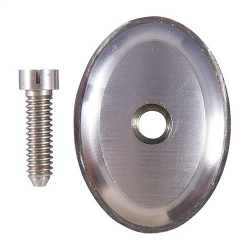Il RIFLE GRIP CAP in acciaio offre contorni eleganti e una finitura satinata, perfetto per incisioni e un'installazione precisa sul tuo fucile.