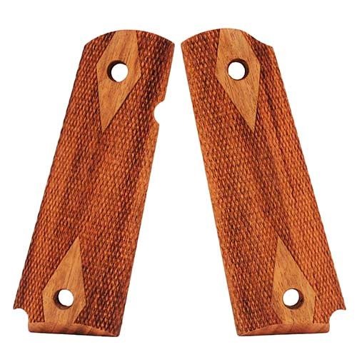 Le GONCALO CHECKER COLT 1911 PANELS di HOGUE offrono una presa eccellente e un design elegante, perfette per migliorare il controllo e la stabilità della tua 1911.