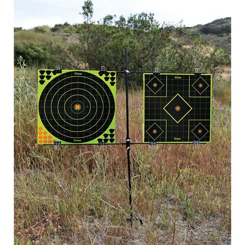 Il supporto per bersagli in acciaio di SHOOTING MADE EASY offre stabilità grazie al telaio in acciaio 5/16" e una barra orizzontale regolabile per bersagli di diverse dimensioni.