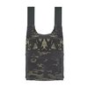 La LV/119 Rear Covert Plate Bag offre un design sottile, attacco interno per cummerbund e pannello in velcro per identificatori, perfetta per operazioni stealth.